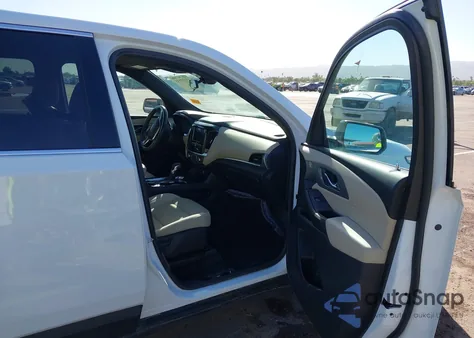 2022 Chevrolet Traverse Fwd Ls z USA, uszkodzony, nr VIN 1GNERFKWXNJ115097